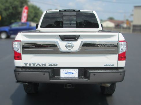 Used 2019 Nissan Titan Platinum Reserve w/ Platinum Utility Package AWD/4WD image 8