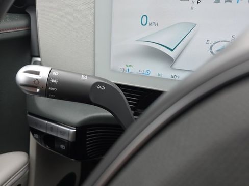 Used 2023 Hyundai Ioniq 5 Limited image 14