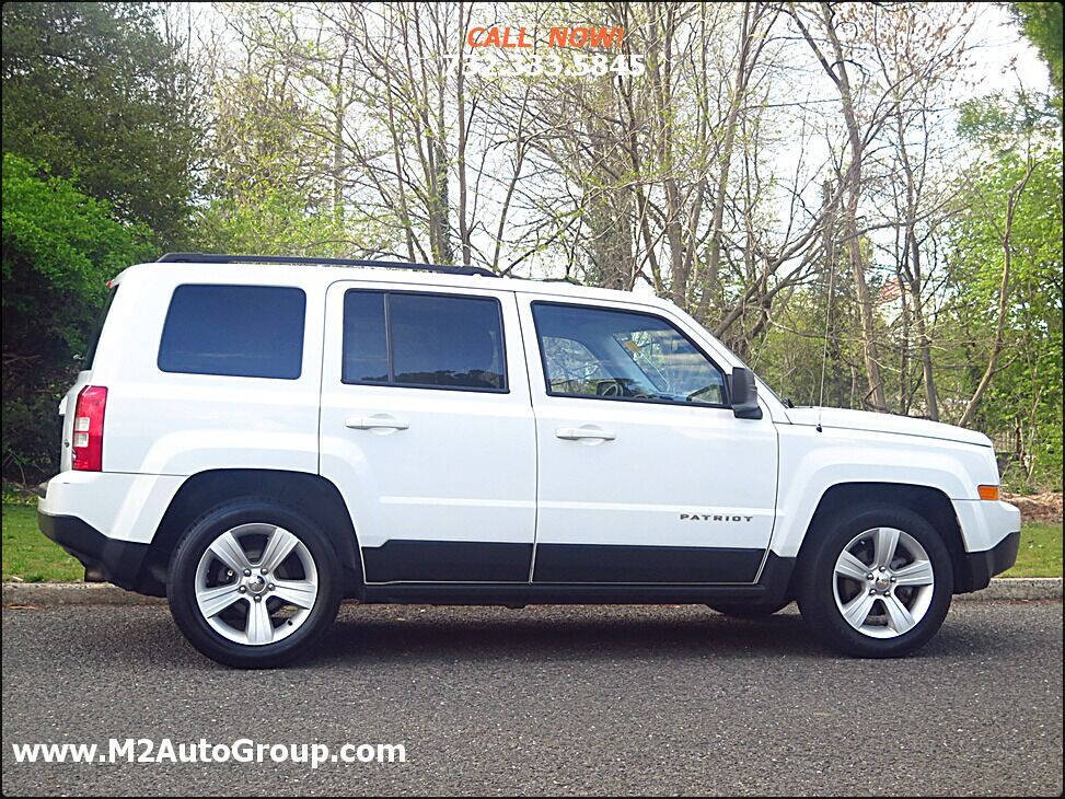 Used 2015 Jeep Patriot Latitude AWD/4WD image 5