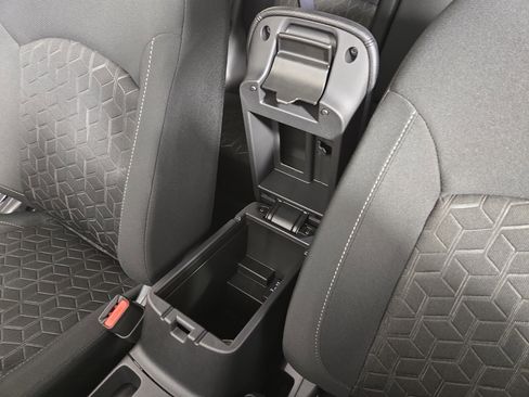 New 2025 Mitsubishi Outlander Sport ES image 24