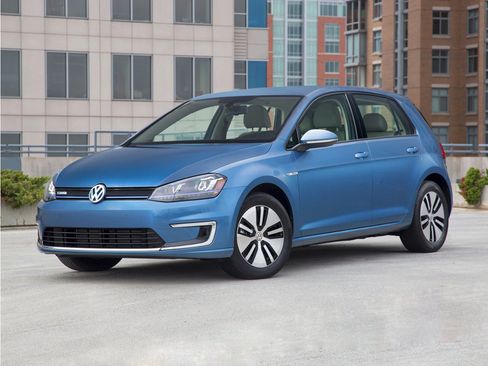 Used 2015 Volkswagen e-Golf SEL Premium FWD image 1