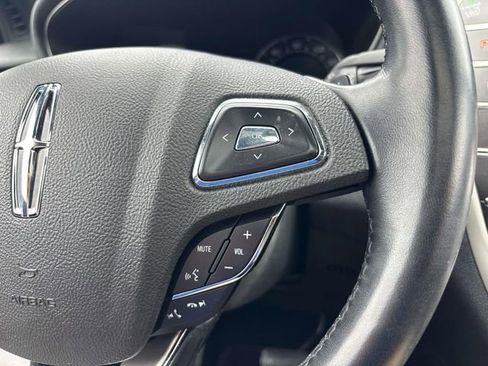 Used 2019 Lincoln MKC Reserve w/ MKC Climate Package AWD/4WD image 21