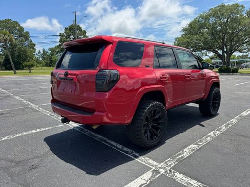 Used 2017 Toyota 4Runner SR5 Premium RWD image 6