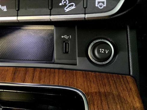 Used 2022 Audi Q5 2.0T Premium w/ Convenience Package AWD/4WD image 37