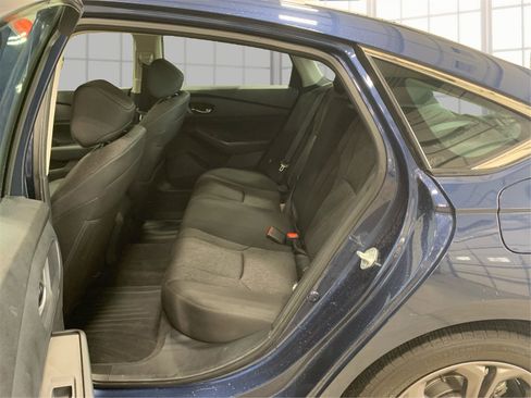 Used 2023 Honda Accord EX image 10