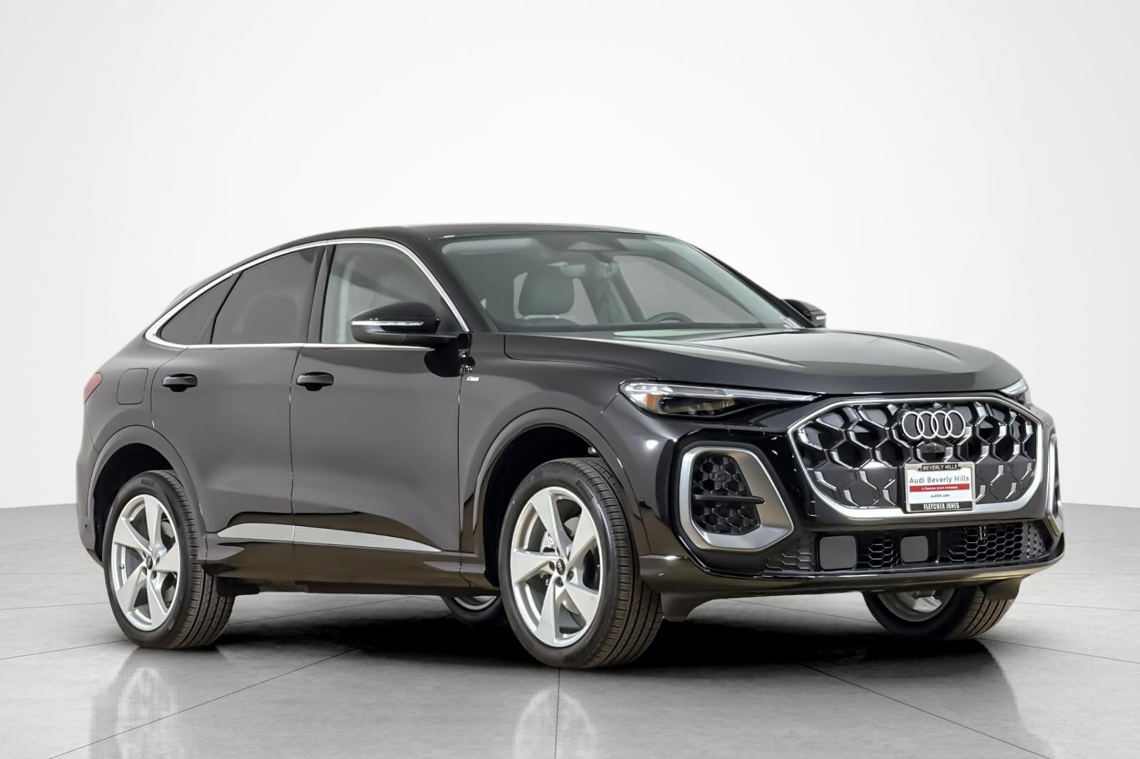 New 2026 Audi Q5 Premium Plus w/ Premium Plus AWD/4WD image 2