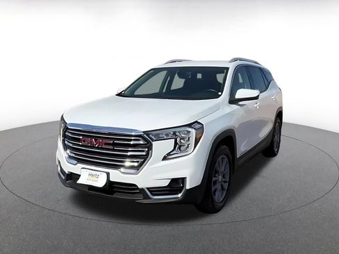 Used 2024 GMC Terrain SLT AWD/4WD image 7