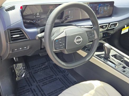 Used 2026 Nissan Sentra SL w/ Floor Mat Package FWD image 19