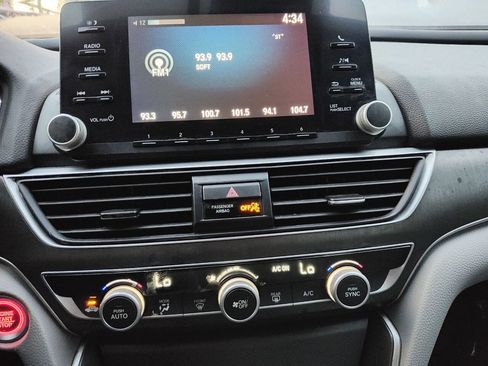 Used 2020 Honda Accord LX image 25