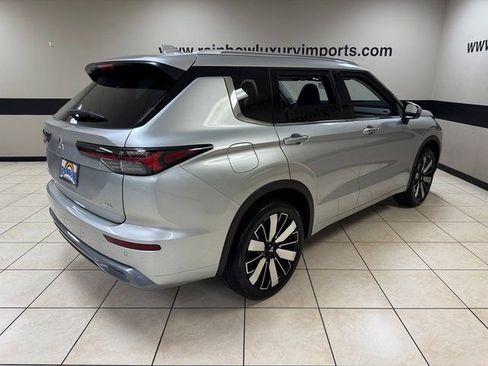 New 2026 Mitsubishi Outlander SEL image 6