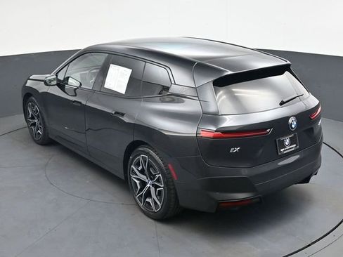 Used 2022 BMW iX xDrive50 AWD/4WD image 23