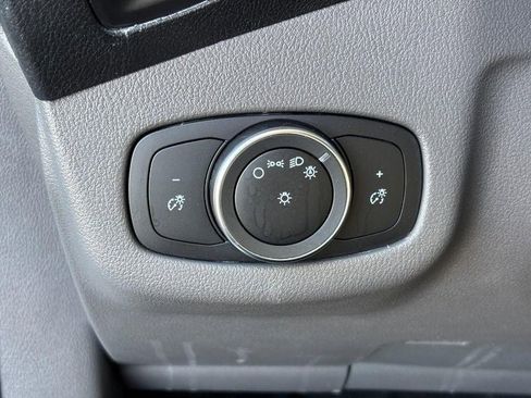 Used 2022 Ford Transit Connect XL image 17