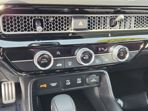 Certified 2025 Honda Civic Sport image 20