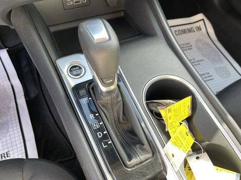 Used 2022 Nissan Altima 2.5 SV image 15