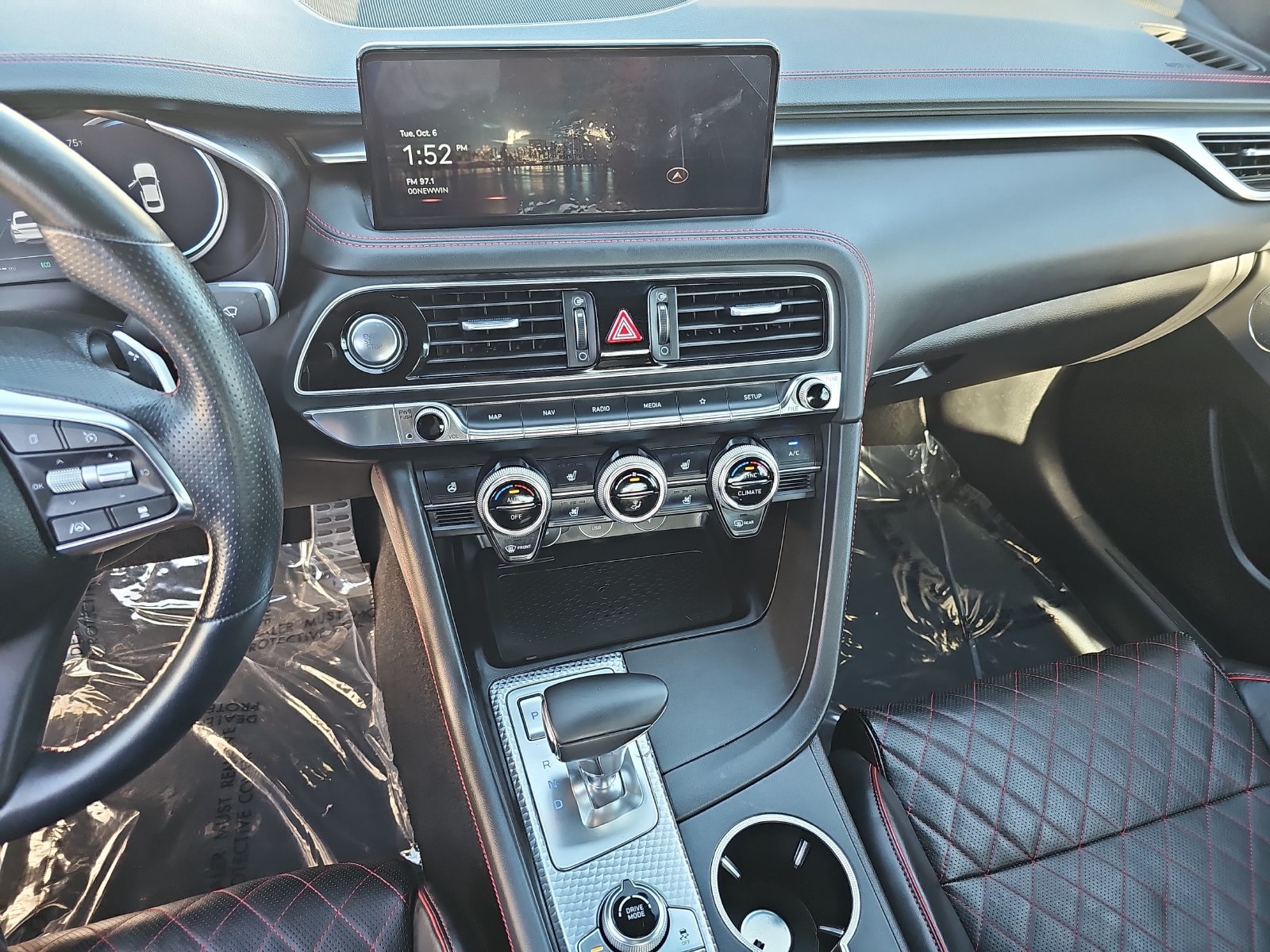 Used 2023 Genesis G70 3.3T w/ Sport Prestige Package RWD image 22