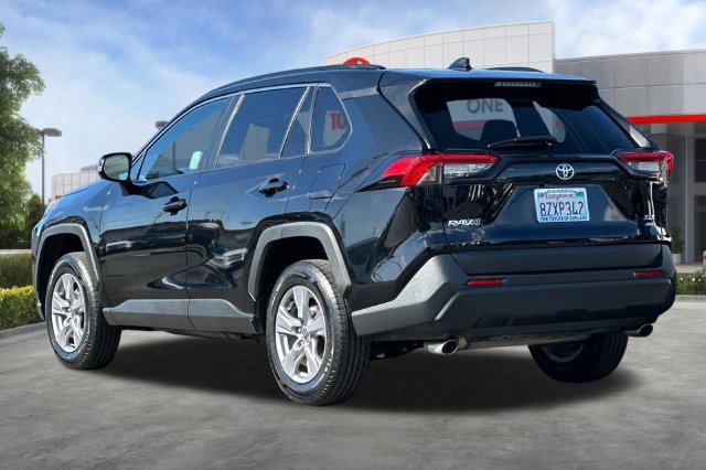 Certified 2022 Toyota RAV4 XLE AWD/4WD image 7