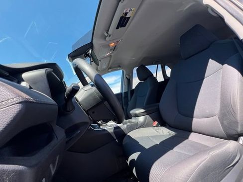 Used 2020 Toyota RAV4 LE w/ All Weather Liner Package AWD/4WD image 12