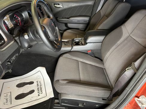 Used 2022 Dodge Charger SXT w/ Blacktop Package RWD image 20
