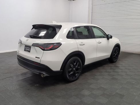 Used 2024 Honda HR-V Sport image 8