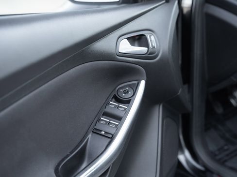 Used 2015 Ford Focus ST w/ Equipment Group 402A image 20