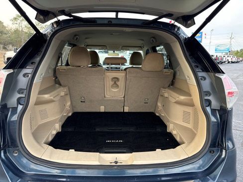 Used 2016 Nissan Rogue SV w/ SV Premium Package image 15
