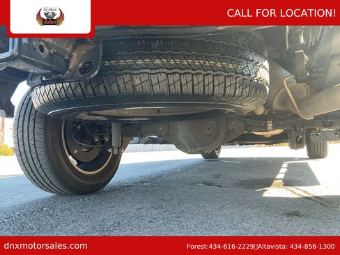 Used 2018 GMC Sierra 1500 SLT w/ Enhanced Driver Alert Package image 16