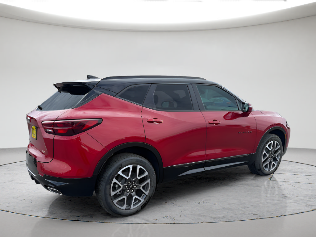 New 2026 Chevrolet Blazer RS w/ LPO, Floor Liner Package AWD/4WD image 5