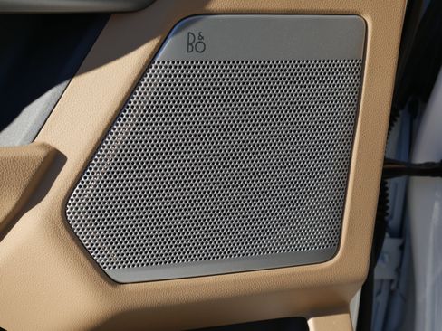 Used 2024 Ford F250 Lariat w/ Lariat Ultimate Package image 39