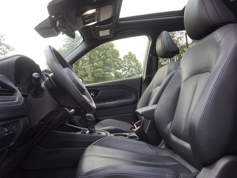 Used 2025 Subaru Forester Limited AWD/4WD image 13