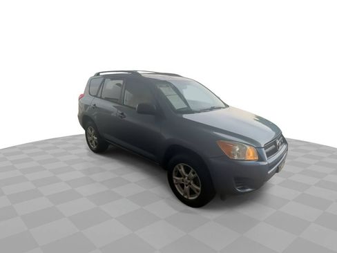 Used 2012 Toyota RAV4 FWD V6 w/ Upgrade Value Pkg image 2