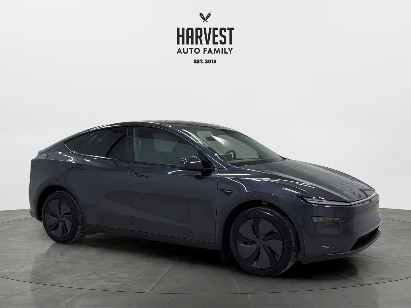 Used 2026 Tesla Model Y Long Range RWD image 10