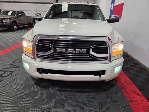 Used 2018 RAM 3500 Laramie Longhorn image 22