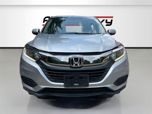 Used 2019 Honda HR-V LX image 2