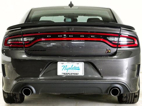 Used 2022 Dodge Charger Scat Pack w/ Harman/Kardon Audio Group image 7
