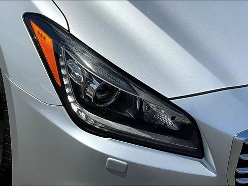 Used 2017 Genesis G80 3.8 image 27