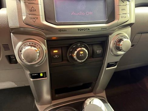 Used 2013 Toyota 4Runner SR5 w/ Premium Pkg w/3rd Row Seat AWD/4WD image 19