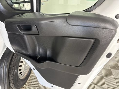 Used 2025 RAM ProMaster 2500 w/ U-Haul Equipment Group FWD image 24