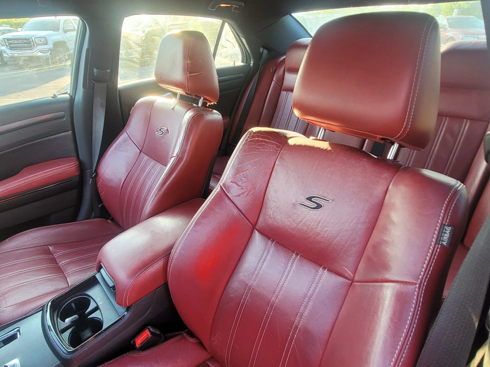 Used 2013 Chrysler 300 S RWD image 15