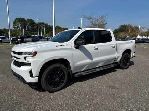 Used 2021 Chevrolet Silverado 1500 RST w/ LPO, Blackout Package AWD/4WD image 14