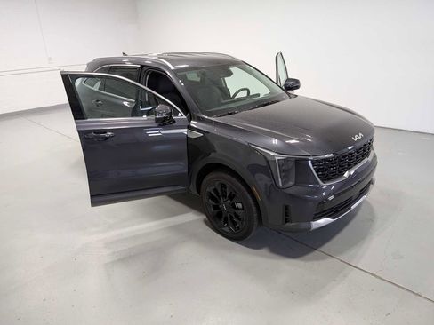 Certified 2026 Kia Sorento EX AWD/4WD image 16