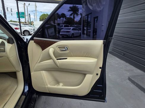 Used 2016 INFINITI QX80 2WD w/ Driver's Assistance Package image 19