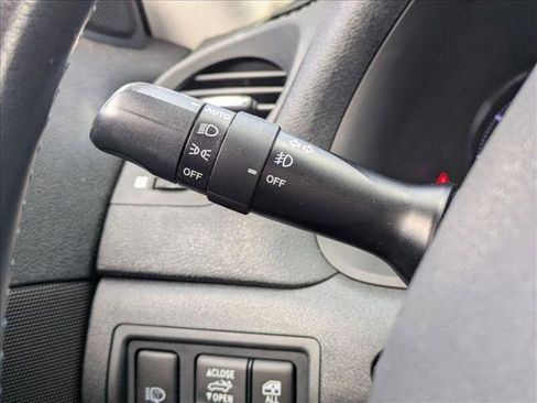 Used 2012 Lexus IS 350C w/ Luxury Pkg image 12