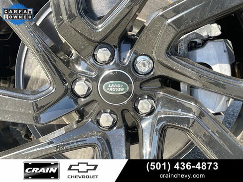 Used 2024 Land Rover Discovery Dynamic SE image 39