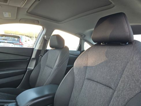 Used 2023 Honda Accord EX image 23