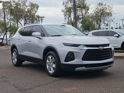 Used 2020 Chevrolet Blazer LT FWD image 3