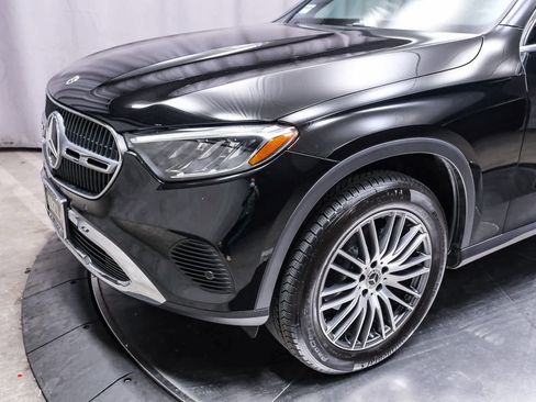 Certified 2025 Mercedes-Benz GLC 300 image 12