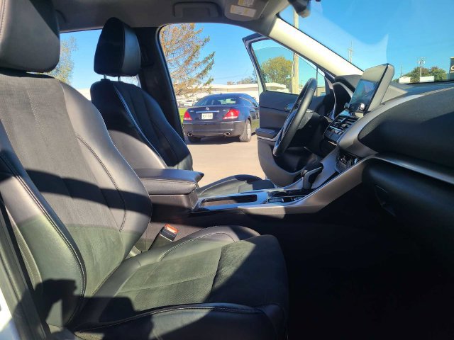Used 2025 Mitsubishi Eclipse Cross SE AWD/4WD image 19