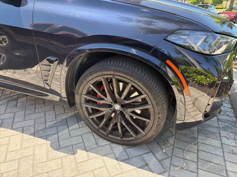 Used 2024 BMW X5 xDrive40i w/ M Sport Package image 11