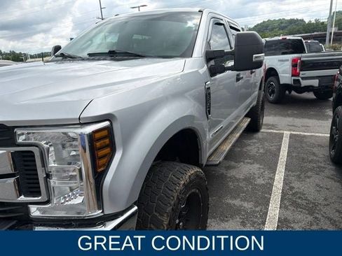 Used 2018 Ford F250 XLT AWD/4WD image 5