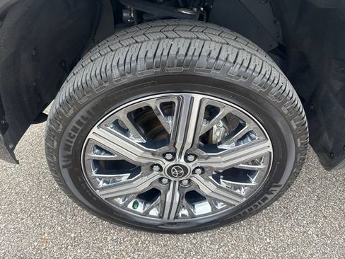 Used 2024 Toyota Tundra Capstone AWD/4WD image 12